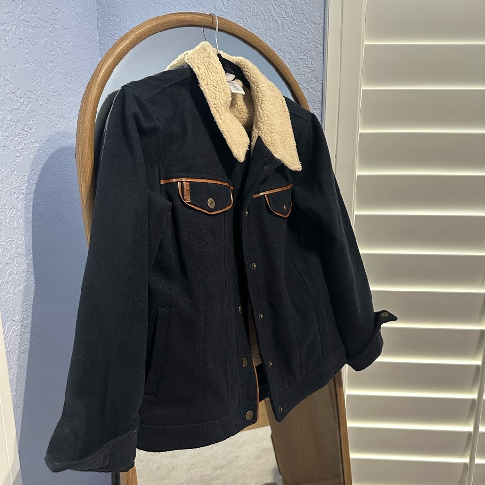 Black Sherpa-Collar Women's Jacket